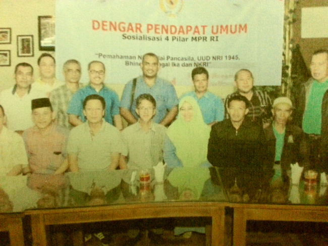 Dengar Pendapat Dari Laskar, Intsiawati Ajak Diskusi